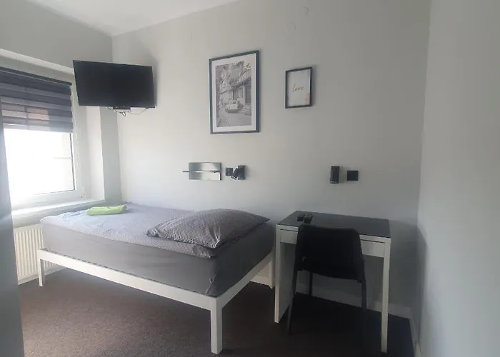 Pokoje&noclegi De'górska Quarto em Acomodações Particulares Poznań