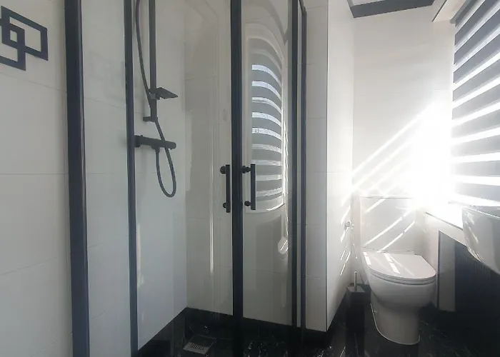 & De'gorska ホームステイ *