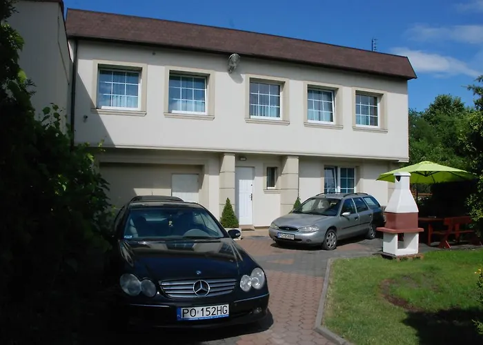 & De'gorska ホームステイ *